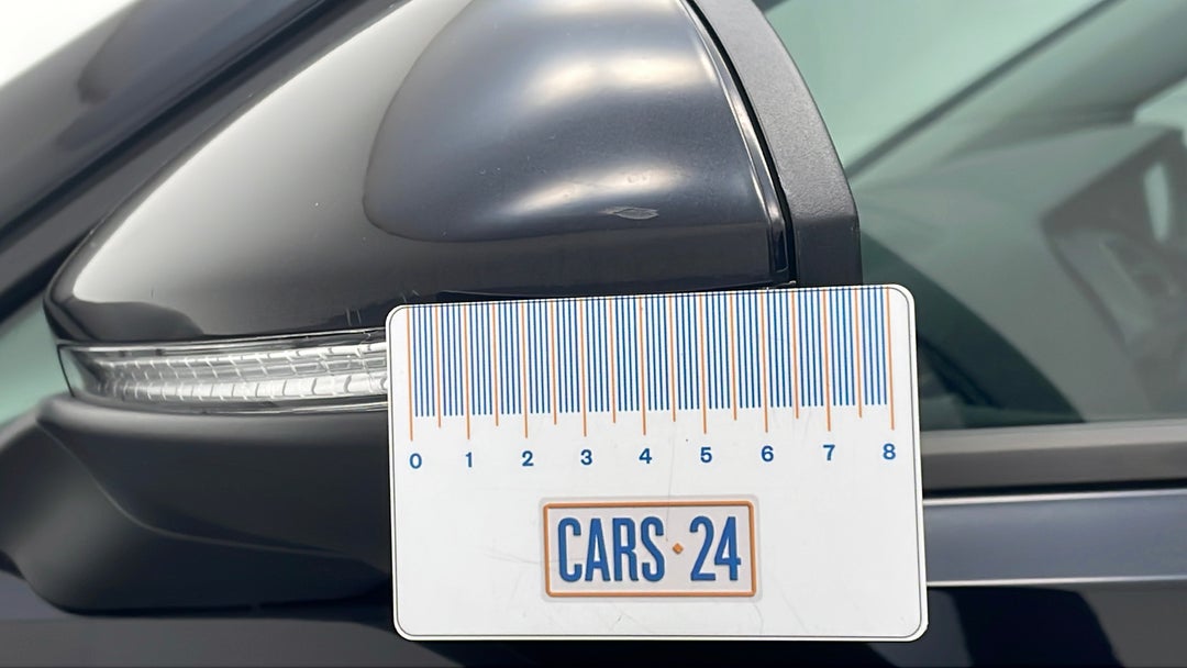 2017 Volkswagen Golf 92 Tsi Trendline, Automatic, 49180 km, Side Mirrors Housing LHS Scratch