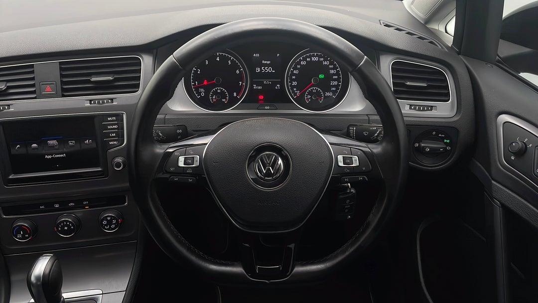 2017 Volkswagen Golf 92 Tsi Trendline, Automatic, 49180 km, Steering Wheel Close-up