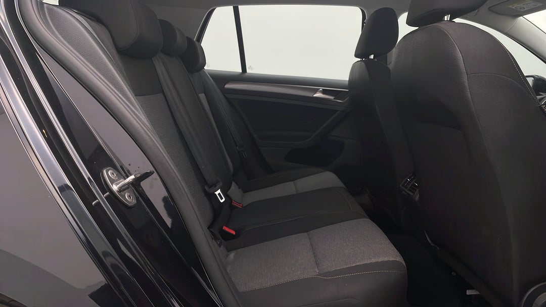 2017 Volkswagen Golf 92 Tsi Trendline, Automatic, 49180 km, Right Side Rear Door Cabin View