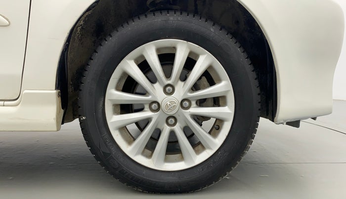 2011 Toyota Etios VX, Petrol, Manual, 35,366 km, Right Front Wheel