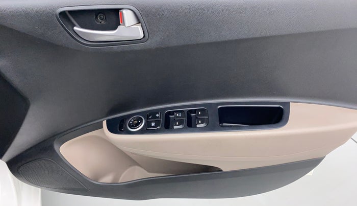 2015 Hyundai Grand i10 SPORTZ 1.1 CRDI, Diesel, Manual, 46,422 km, Driver Side Door Panels Control