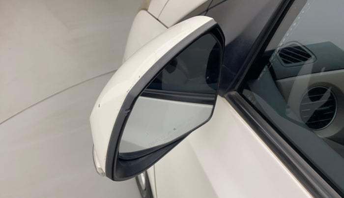 2015 Hyundai Grand i10 SPORTZ 1.1 CRDI, Diesel, Manual, 46,422 km, Left rear-view mirror - Folding motor not working
