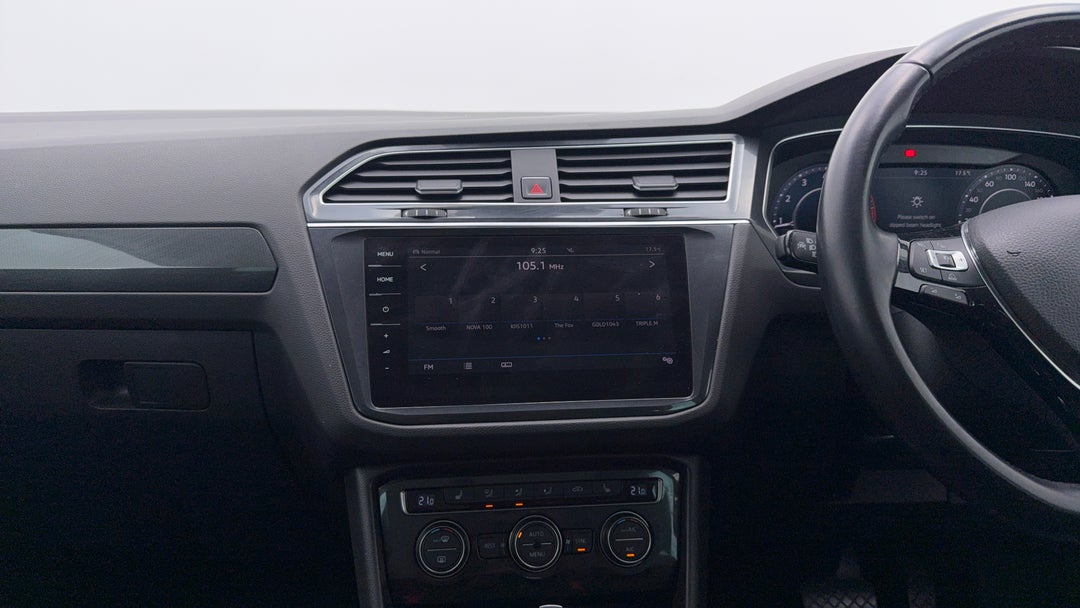 2018 Volkswagen Tiguan 162 Tsi Highline, Automatic, 87930 km, Center Console