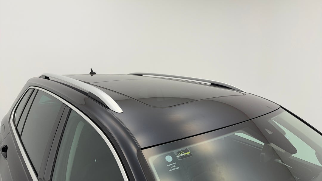 2018 Volkswagen Tiguan 162 Tsi Highline, Automatic, 87930 km, Roof/Sunroof View