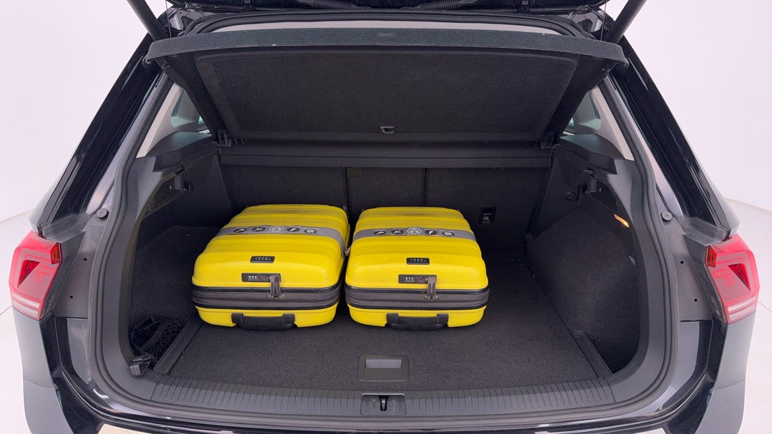 2018 Volkswagen Tiguan 162 Tsi Highline, Automatic, 87930 km, Boot Inside View with Luggage