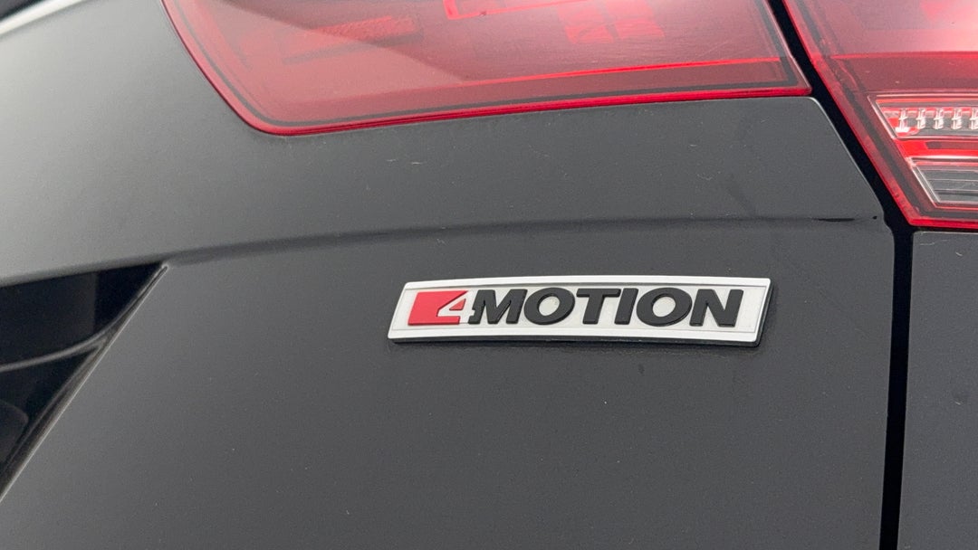 2018 Volkswagen Tiguan 162 Tsi Highline, Automatic, 87930 km, Badge (Boot Right Side)