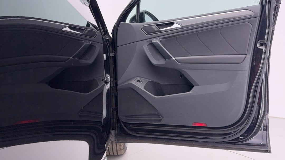 2018 Volkswagen Tiguan 162 Tsi Highline, Automatic, 87930 km, Speaker View