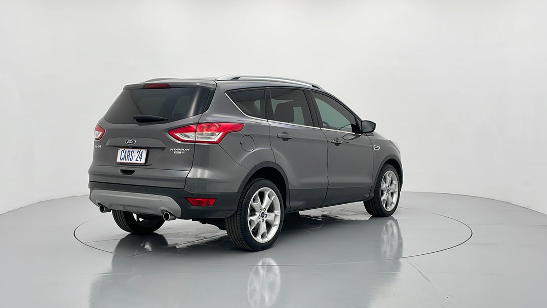 Right Back Diagonal (45- Degree) View