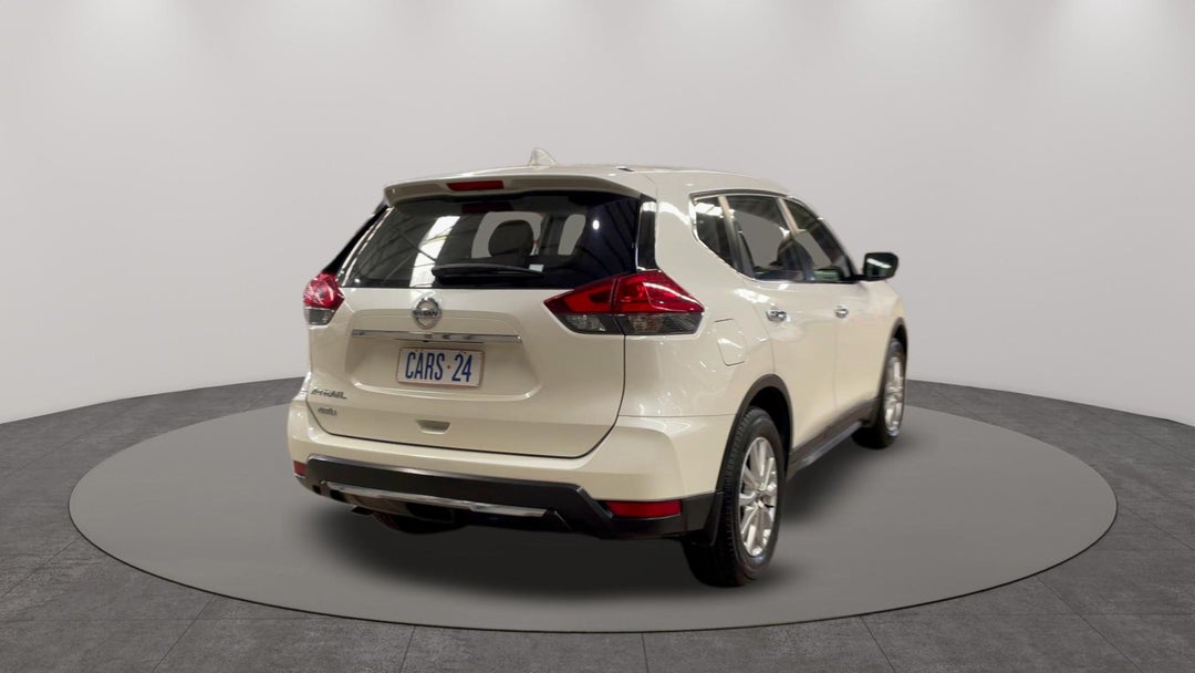 Right Back Diagonal (45- Degree) View