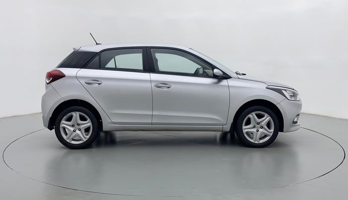 2017 Hyundai Elite i20 ASTA 1.2, Petrol, Manual, 30,311 km, Right Side