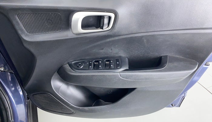 2019 Hyundai VENUE 1.4 CRDI S MT, Diesel, Manual, 29,790 km, Driver Side Door Panels Control
