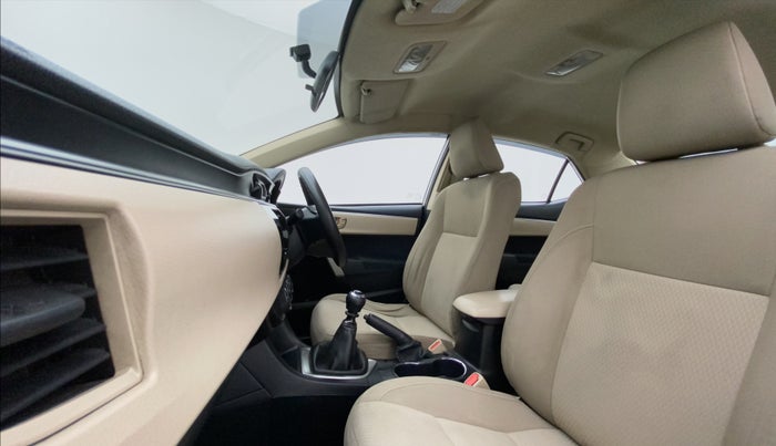 2015 Toyota Corolla Altis JS PETROL, Petrol, Manual, 51,699 km, Right Side Front Door Cabin