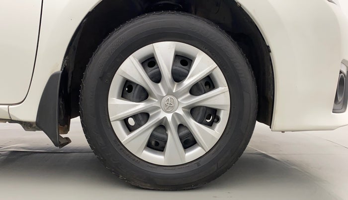 2015 Toyota Corolla Altis JS PETROL, Petrol, Manual, 51,699 km, Right Front Wheel