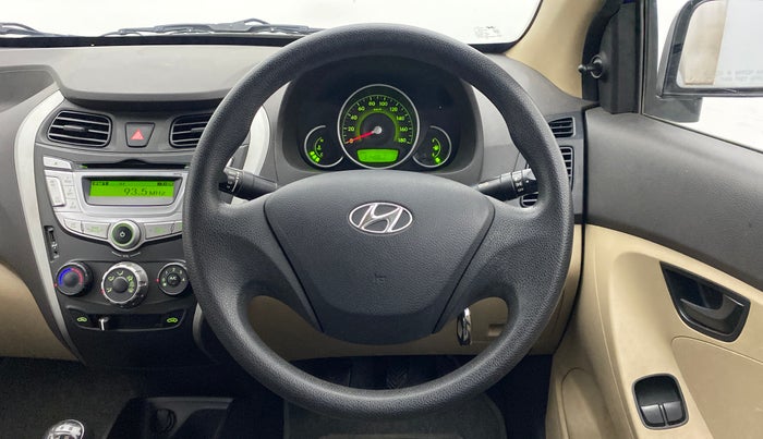 2012 Hyundai Eon MAGNA PLUS, Petrol, Manual, 31,543 km, Steering Wheel Close Up