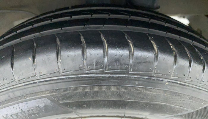 2019 Hyundai NEW SANTRO ERA 1.1, Petrol, Manual, 22,235 km, Left Rear Tyre Tread