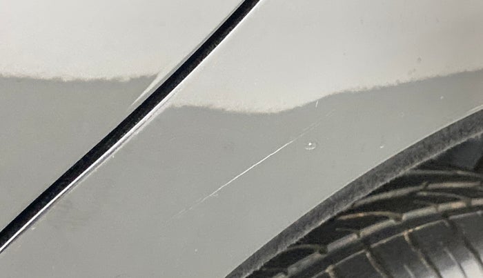 2018 Mahindra MARAZZO M8 7 STR, Diesel, Manual, 26,765 km, Left quarter panel - Minor scratches