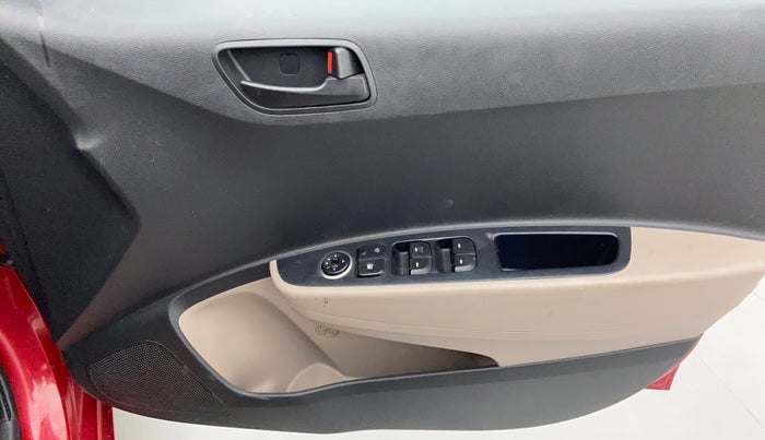 2017 Hyundai Grand i10 MAGNA 1.2 KAPPA VTVT, Petrol, Manual, 17,996 km, Driver Side Door Panels Control
