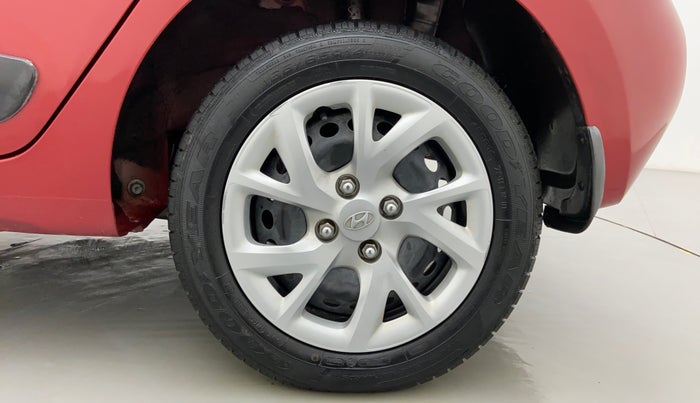 2017 Hyundai Grand i10 MAGNA 1.2 KAPPA VTVT, Petrol, Manual, 17,996 km, Left Rear Wheel