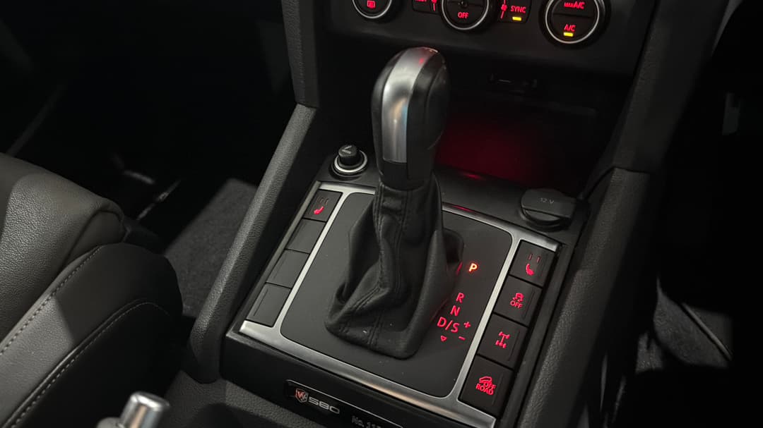 2021 Volkswagen Amarok Tdi580 W580s 4motion, Automatic, 44399 km, Gear Lever 