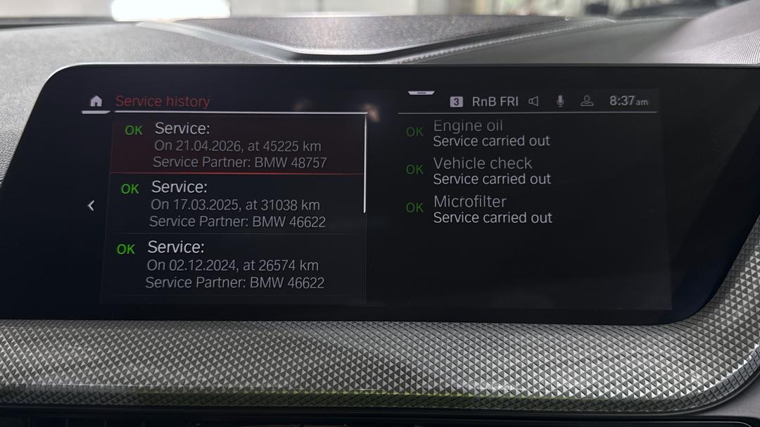 2022 BMW 1 M135i xDrive, Automatic, 48343 km, Service History