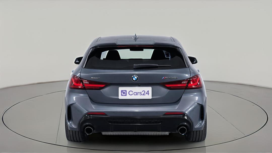 2022 BMW 1 M135i xDrive, Automatic, 48343 km, Back/Rear View