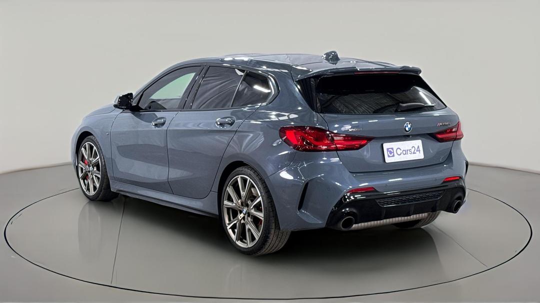 2022 BMW 1 M135i xDrive, Automatic, 48343 km, Left Back Diagonal (45- Degree) View