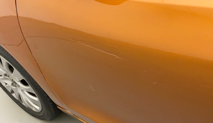 2016 Maruti Baleno ZETA PETROL 1.2, Petrol, Manual, 98,765 km, Front passenger door - Minor scratches