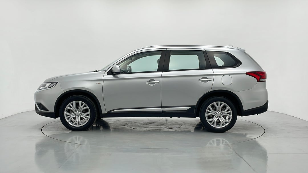 2019 Mitsubishi Outlander Es 7 Seat (awd), Automatic, 51471 km, Left Side View