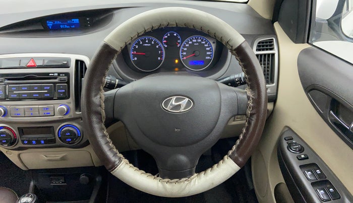 2012 Hyundai i20 MAGNA O 1.2, Petrol, Manual, 47,774 km, Steering Wheel Close Up