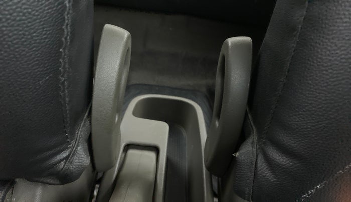 2013 Hyundai i10 MAGNA 1.1, Petrol, Manual, 36,480 km, Driver Side Adjustment Panel