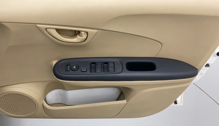 2016 Honda Brio S MT, Petrol, Manual, 38,447 km, Driver Side Door Panels Control