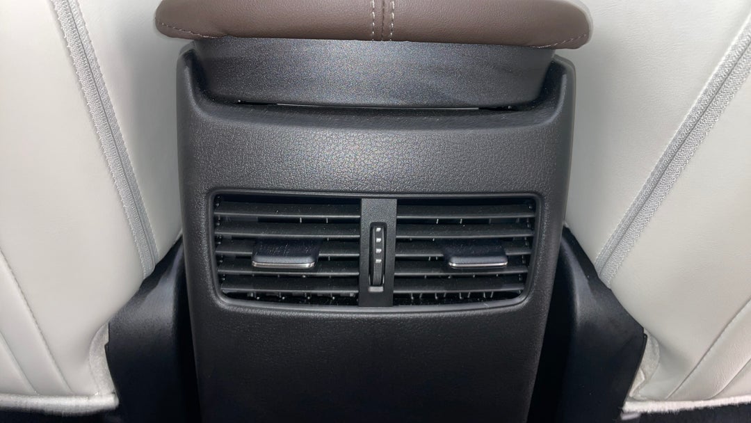 Rear A/C Vent