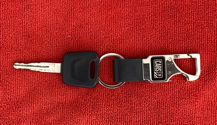 2015 Datsun Go T, Petrol, Manual, 54,171 km, Key Close Up