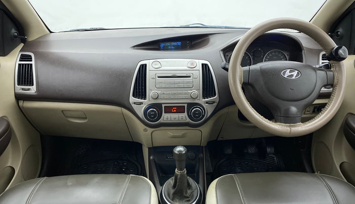 2011 Hyundai i20 MAGNA O 1.2, CNG, Manual, 86,504 km, Dashboard