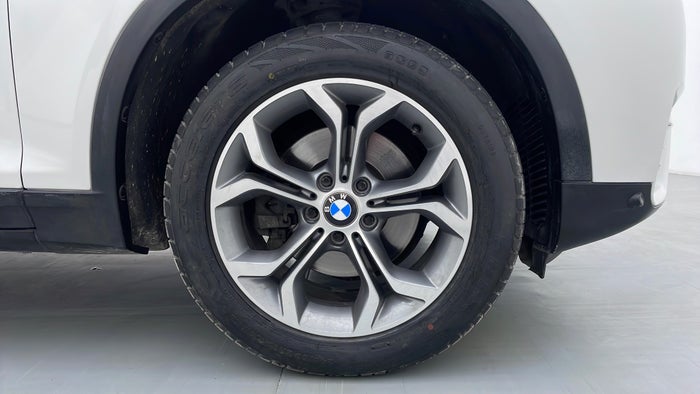 BMW X4-Right Front Tyre
