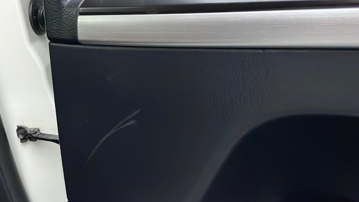 TOYOTA LAND CRUISER-Door Interior RHS rear Scratch