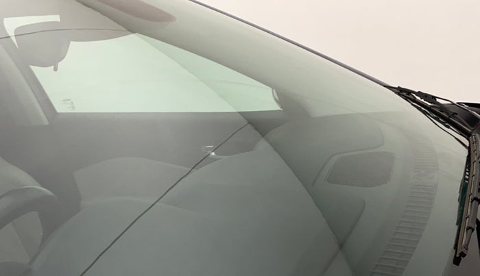 2018 Jeep Compass LIMITED 1.4 PETROL AT, Petrol, Automatic, 38,669 km, Front windshield - Minor spot on windshield