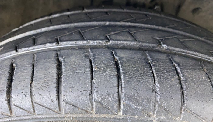 2012 Honda City S MT PETROL, Petrol, Manual, 62,560 km, Right Front Tyre Tread