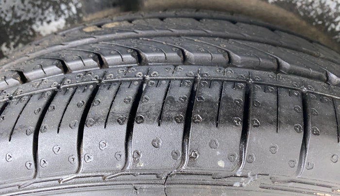 2012 Honda City S MT PETROL, Petrol, Manual, 62,560 km, Right Rear Tyre Tread