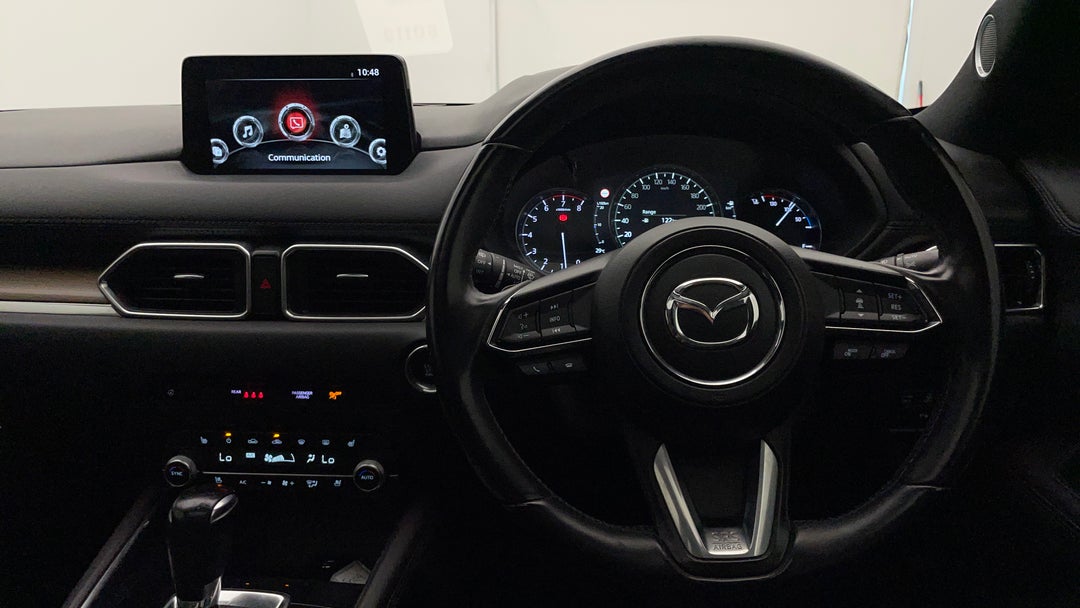 2020 Mazda CX-5 Akera (4x4), Automatic, 125404 km, Steering Wheel Close-up