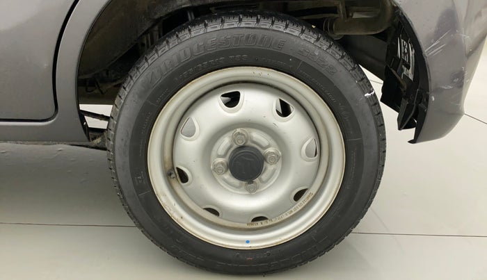 2016 Maruti Alto K10 LXI, Petrol, Manual, 22,747 km, Left Rear Wheel