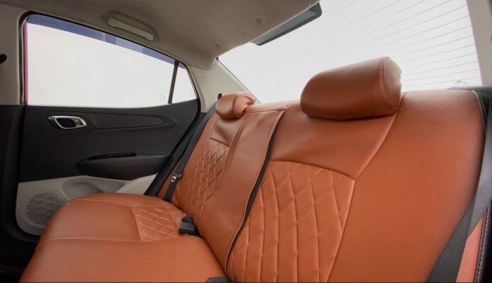 2020 Hyundai AURA SX PLUS 1.2 AMT, Petrol, Automatic, 66,670 km, Right Side Rear Door Cabin