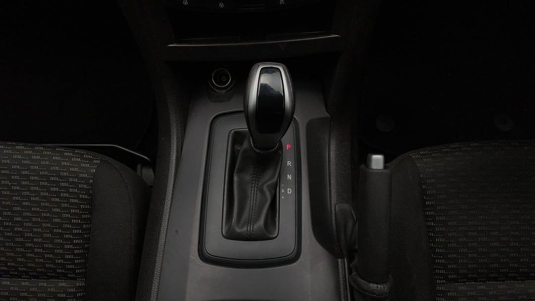 2014 Ford Falcon Falcon, Automatic, 175605 km, Gear Lever 