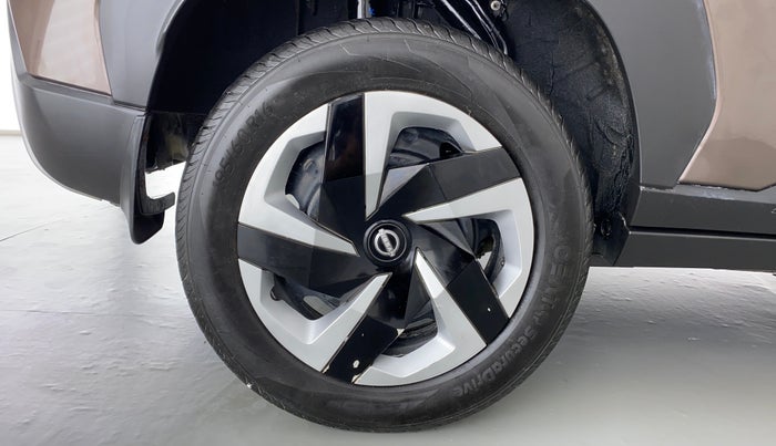 2021 Nissan MAGNITE XL Turbo MT, Petrol, Manual, 5,306 km, Right Rear Wheel