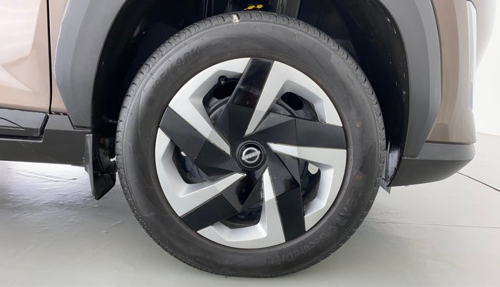 2021 Nissan MAGNITE XL Turbo MT, Petrol, Manual, 5,306 km, Right Front Wheel