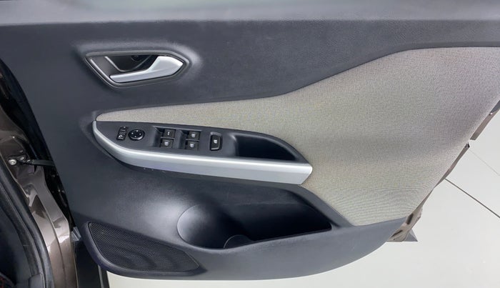 2021 Nissan MAGNITE XL Turbo MT, Petrol, Manual, 5,306 km, Driver Side Door Panels Control