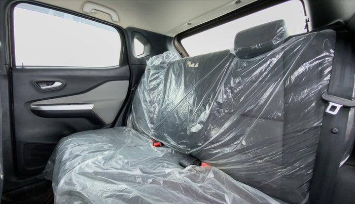 2021 Nissan MAGNITE XL Turbo MT, Petrol, Manual, 5,306 km, Right Side Rear Door Cabin