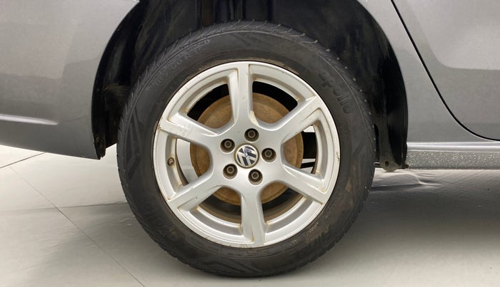 2013 Volkswagen Vento HIGHLINE DIESEL 1.6, Diesel, Manual, 89,181 km, Right Rear Wheel