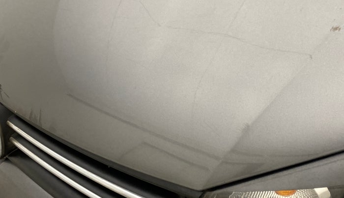 2013 Volkswagen Vento HIGHLINE DIESEL 1.6, Diesel, Manual, 89,181 km, Bonnet (hood) - Minor scratches