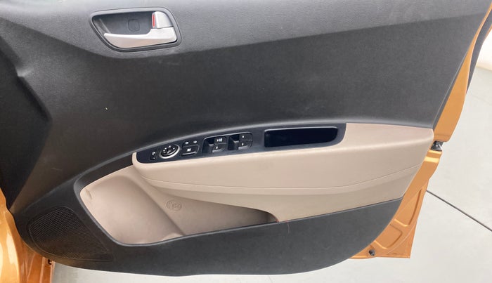 2017 Hyundai Grand i10 SPORTZ (O) AT 1.2 KAPPA VTVT, Petrol, Automatic, 23,270 km, Driver Side Door Panels Control